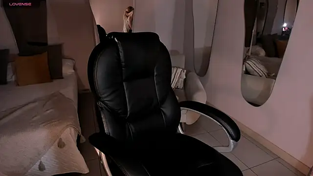 MadisonKane online show from March 2026 11:21:02 AM