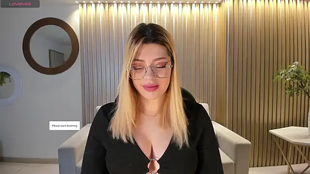 MadisonKane online show from May 2026 11:15:01 AM
