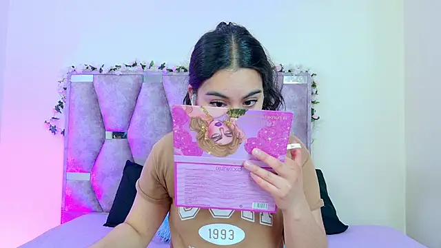 iris and damian online show from April 2026 05:28:02 PM