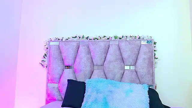 iris and damian online show from March 2026 05:14:02 PM