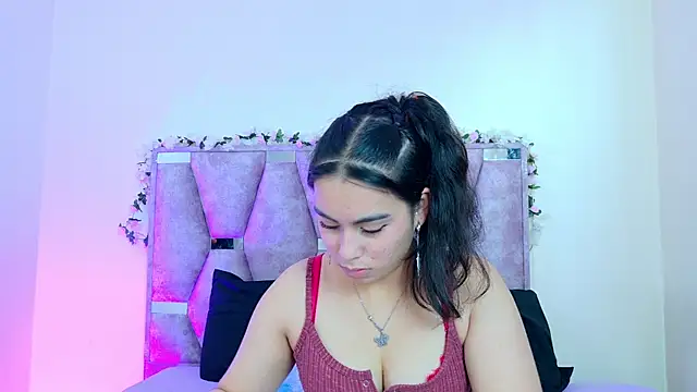 iris and damian online show from April 2026 04:58:02 PM