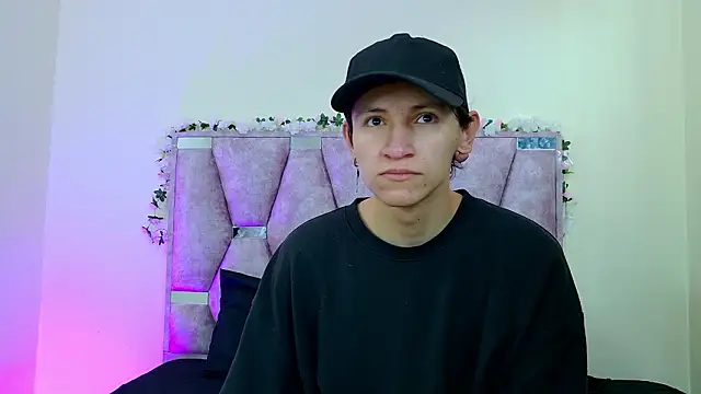 iris and damian online show from March 2026 05:25:02 PM