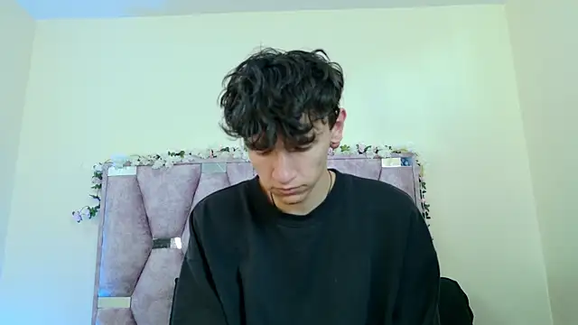 iris and damian online show from January 2026 05:27:02 PM