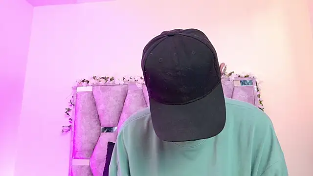 iris and damian online show from March 2026 05:18:02 PM