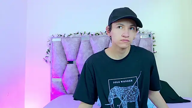 iris and damian online show from April 2026 05:29:01 PM