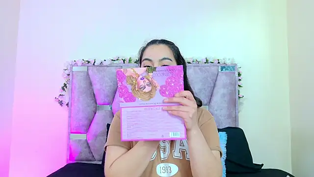 iris and damian online show from April 2026 05:14:02 PM