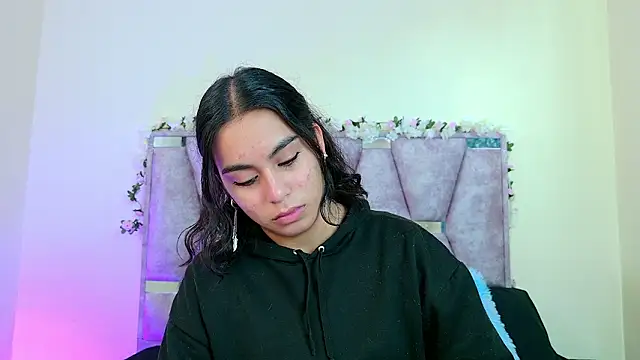 iris and damian online show from March 2026 05:13:02 PM