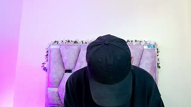 iris and damian online show from March 2026 05:47:02 PM