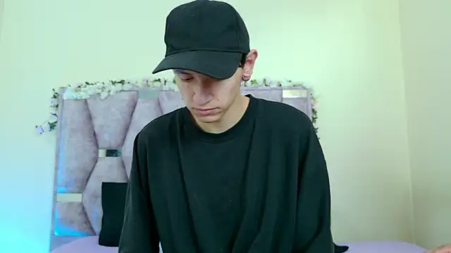 iris and damian online show from February 2026 05:24:02 PM