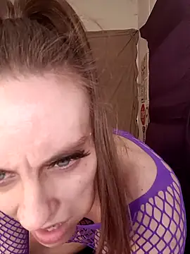 snowbird1117 online show from February 2026 02:03:01 PM