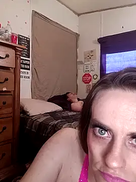 snowbird1117 online show from March 2026 02:21:01 PM