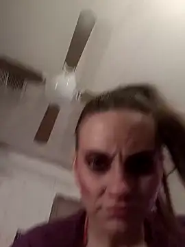 snowbird1117 online show from March 2026 08:54:01 PM