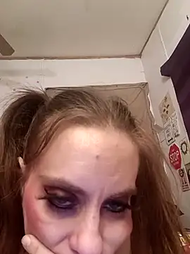 snowbird1117 online show from February 2026 03:46:01 AM