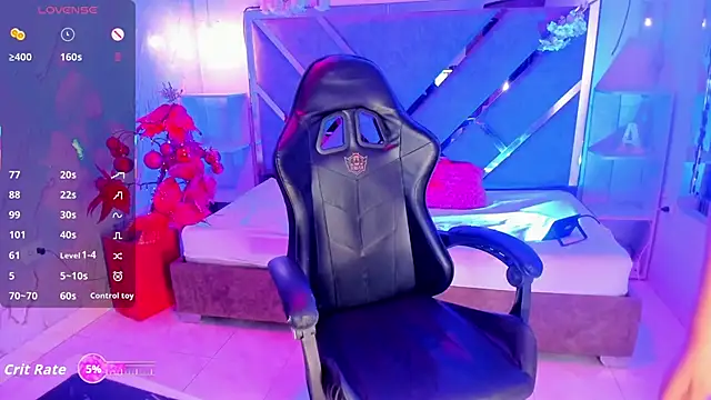 CloeMoon online show from December 2025 04:26:02 AM