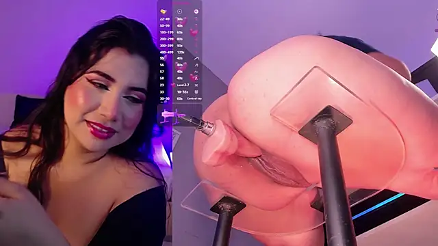 Snapshot of CloeMoon chatting on March 2026 04:52:02 AM CloeMoon online show from March 2026 04:52:02 AM