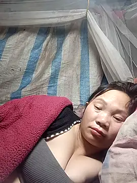 ava-dellght online show from December 2025 12:04:01 AM