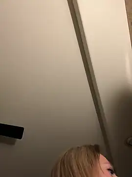 Snapshot of MissyLovelace chatting on February 2026 12:27:01 PM MissyLovelace online show from February 2026 12:27:01 PM