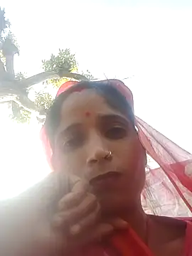 Snapshot of rashi_73 chatting on December 2025 09:04:02 AM rashi 73 online show from December 2025 09:04:02 AM