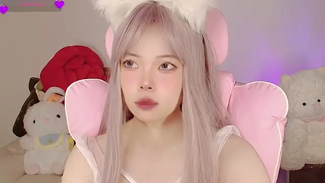 Miyeoonn online show from May 2026 06:51:02 PM
