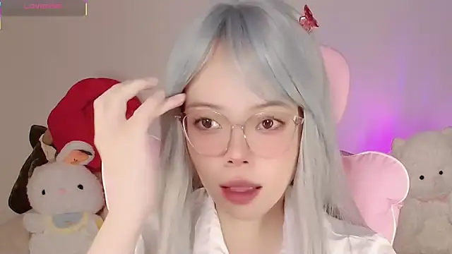 Miyeoonn online show from April 2026 05:00:02 PM