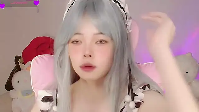 Miyeoonn online show from April 2026 05:17:01 PM
