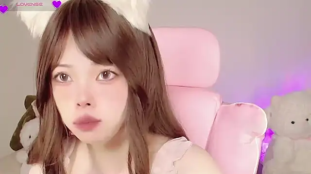 Miyeoonn online show from May 2026 08:12:01 PM