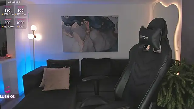 ChloeManson online show from April 2026 11:20:02 PM