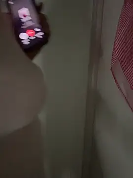luckybaby666999 online show from April 2026 11:40:02 PM