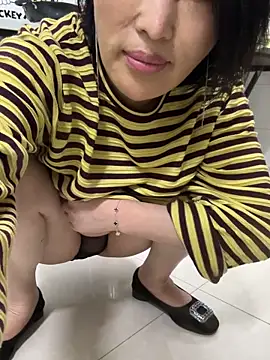 luckybaby666999 online show from May 2026 01:10:02 PM