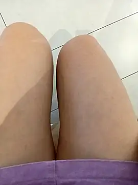 Baby-Linh online show from December 2025 05:09:01 AM