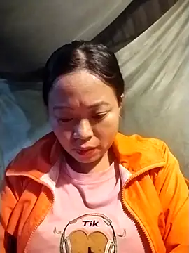 Snapshot of AlilaK2 chatting on December 2025 10:47:01 AM AlilaK2 online show from December 2025 10:47:01 AM