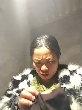 Snapshot of AlilaK2 chatting on December 2025 01:55:01 AM AlilaK2 online show from December 2025 01:55:01 AM