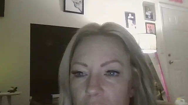 sinfulsara online show from December 2025 10:36:02 AM