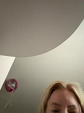 sinfulsara online show from February 2026 09:15:01 PM