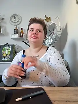 EvKamenskih online show from February 2026 09:00:02 AM