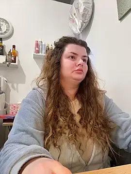 EvKamenskih online show from December 2025 09:00:01 AM