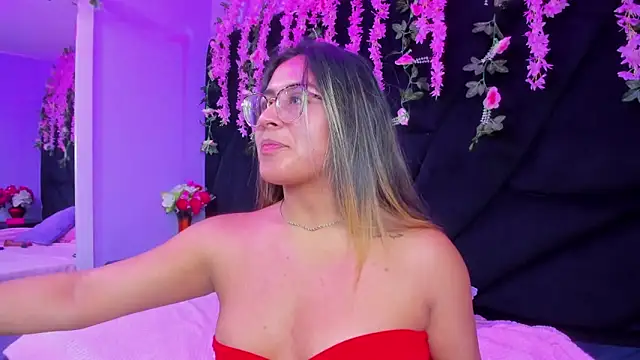 Freyaa Millerr  online show from February 2026 03:04:02 AM