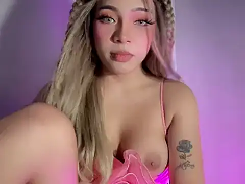 Snapshot of Soffywantsyou18 chatting on February 2026 10:56:02 AM Soffywantsyou18 online show from February 2026 10:56:02 AM