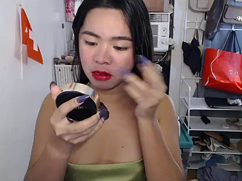 Snapshot of voganmarie chatting on June 2026 01:28:01 PM voganmarie online show from June 2026 01:28:01 PM