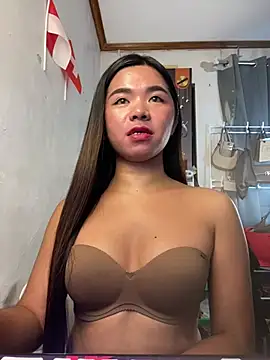 Snapshot of voganmarie chatting on June 2026 02:48:01 PM voganmarie online show from June 2026 02:48:01 PM