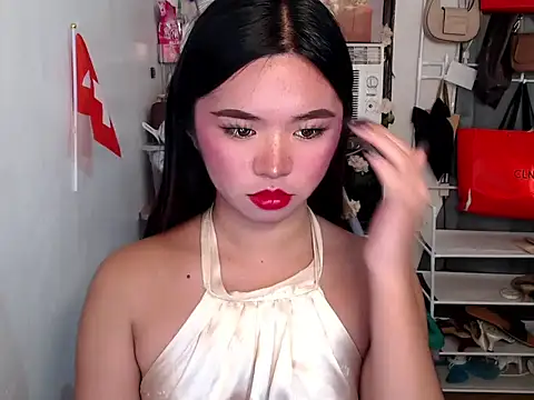 Snapshot of voganmarie chatting on June 2026 01:39:02 PM voganmarie online show from June 2026 01:39:02 PM