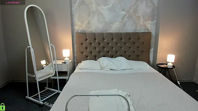 Graceee  online show from March 2026 03:05:01 AM