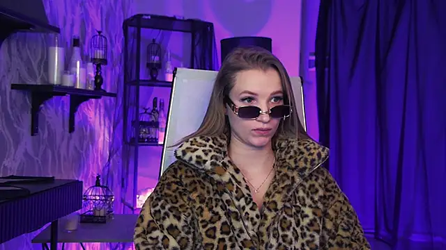 Megan Rodgers online show from February 2026 05:47:02 PM