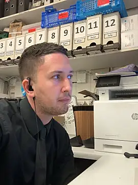 dirtyanal23 online show from April 2026 07:04:02 PM