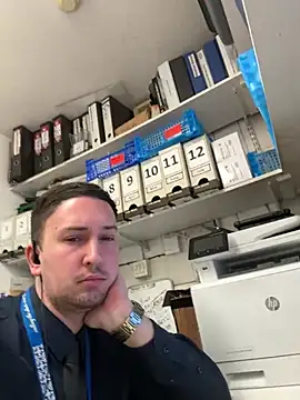 dirtyanal23 online show from February 2026 08:08:01 PM