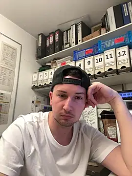 dirtyanal23 online show from February 2026 09:03:01 PM