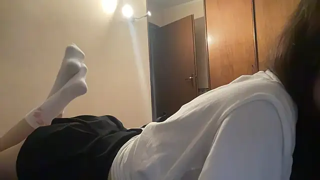 Snapshot of lonelymandy chatting on December 2025 03:00:01 PM lonelymandy online show from December 2025 03:00:01 PM