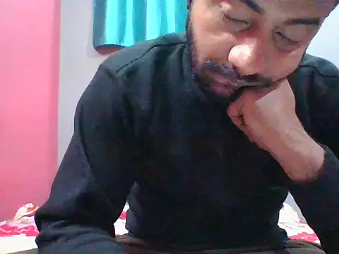 Snapshot of chutlhunter chatting on December 2025 08:04:02 PM chutlhunter online show from December 2025 08:04:02 PM