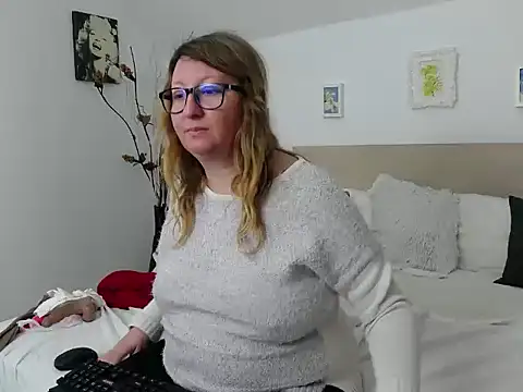 OlgaPavlova online show from April 2026 08:54:02 AM