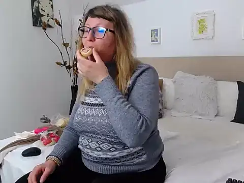 OlgaPavlova online show from April 2026 11:38:01 AM